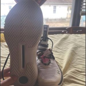 Under armor volleyball shoes